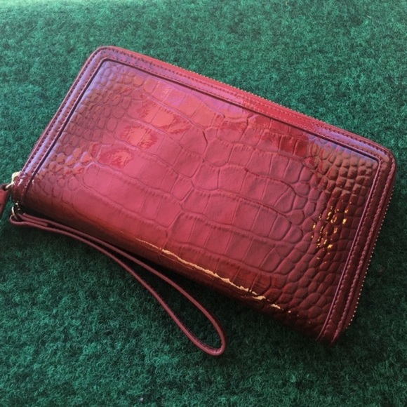 Halogen Handbags - Nwot Halogen Red Shiny Croc Leather Wristlet Wallet